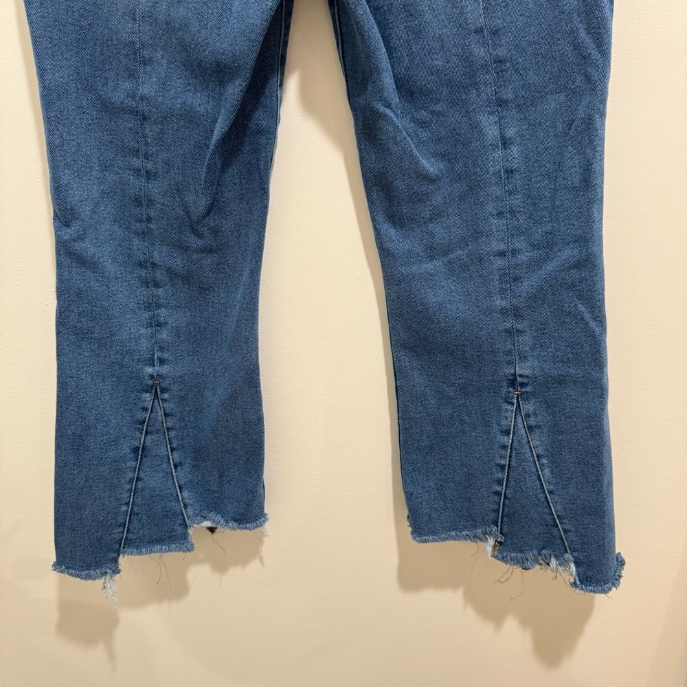Good American Cropped Split Hem Flare Jeans Medium Wash Size 10/30 - Picture 10 of 13